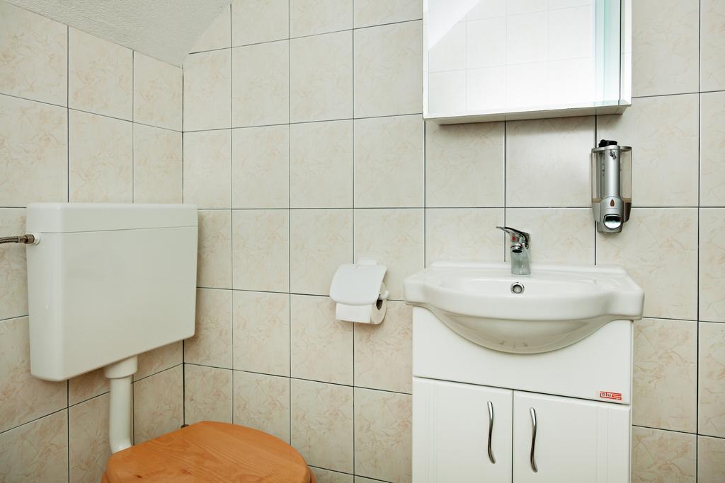 Apartment Ines Smoljanac Bagian luar foto