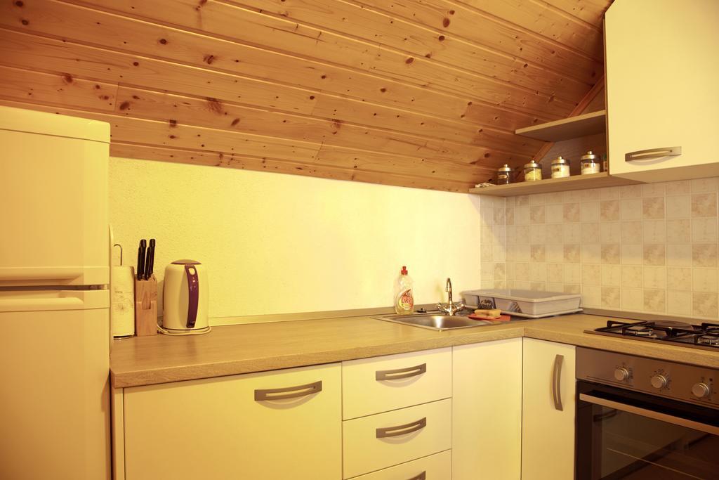 Apartment Ines Smoljanac Bagian luar foto