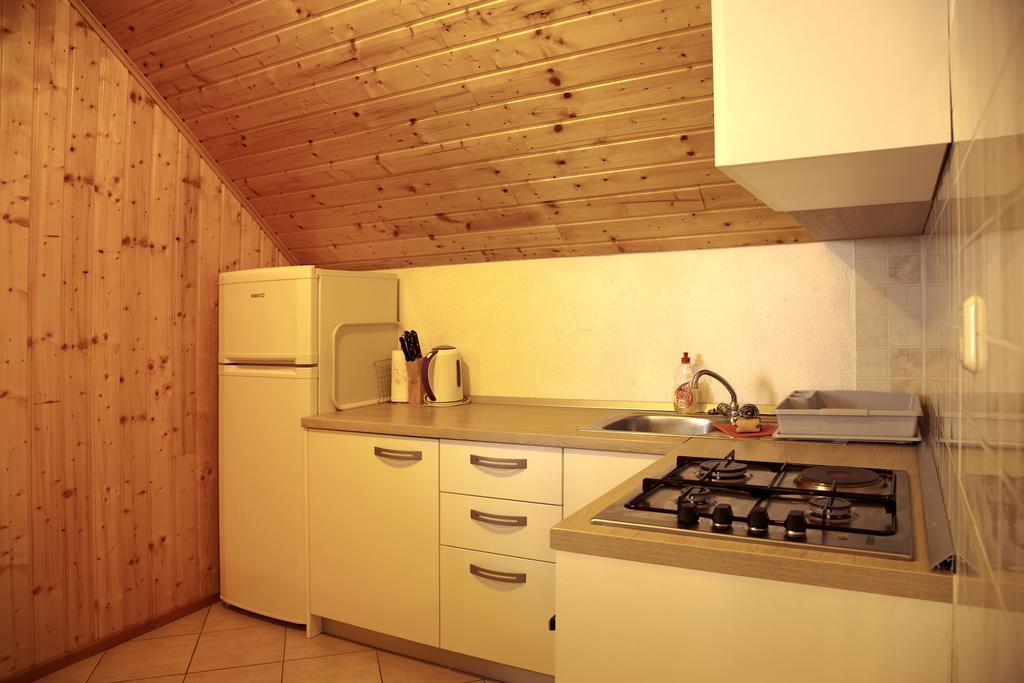 Apartment Ines Smoljanac Bagian luar foto